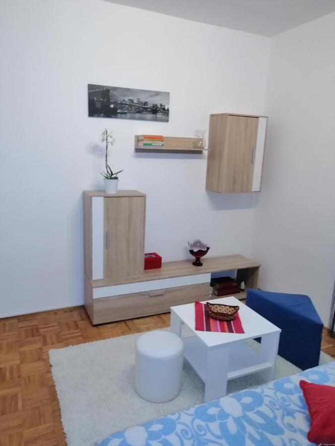 Family Apartment Marija Zadar Bagian luar foto
