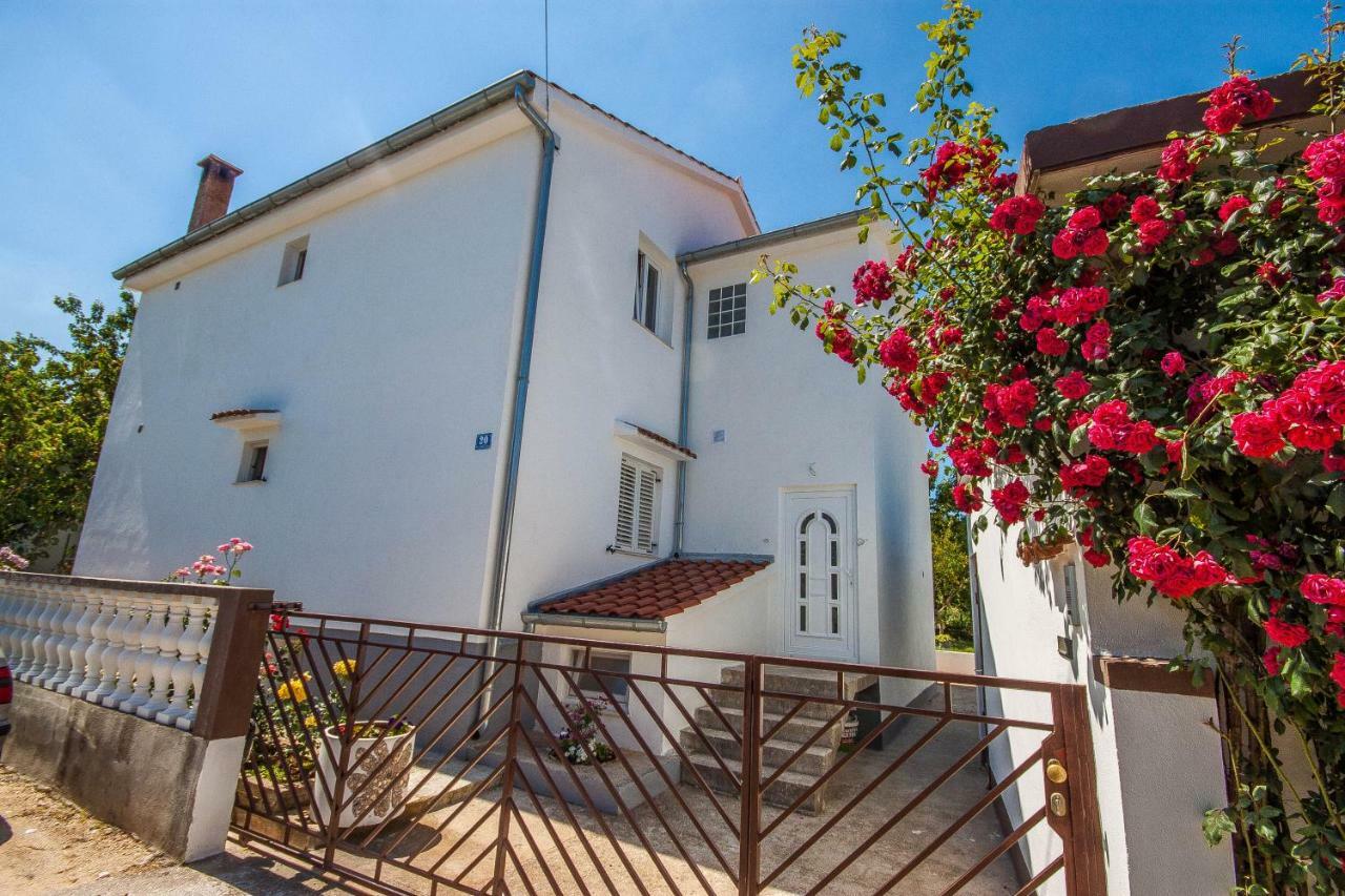 Family Apartment Marija Zadar Bagian luar foto
